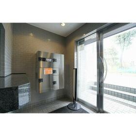 16/26 エントランス