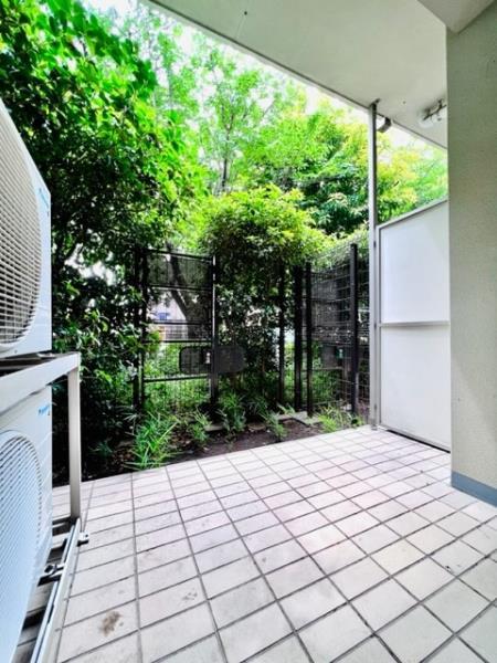 22/30 バルコニー