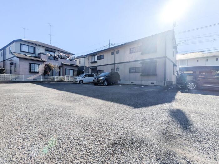 16/16 駐車場