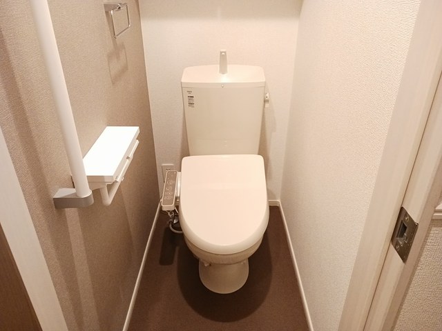 18/30 トイレ
