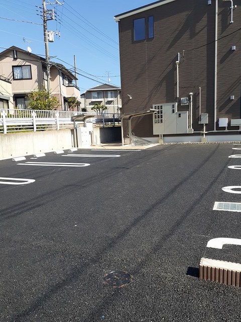 14/20 駐車場