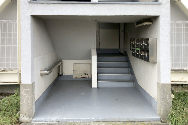 15/16 エントランス