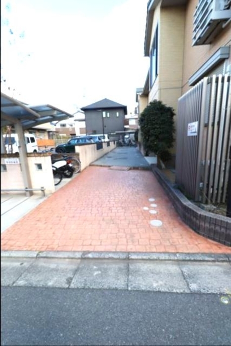 2/3 エントランス