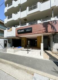 2/3 エントランス