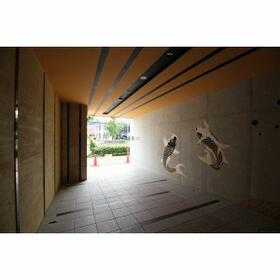 15/16 エントランス