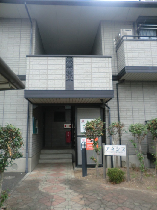 17/17 エントランス