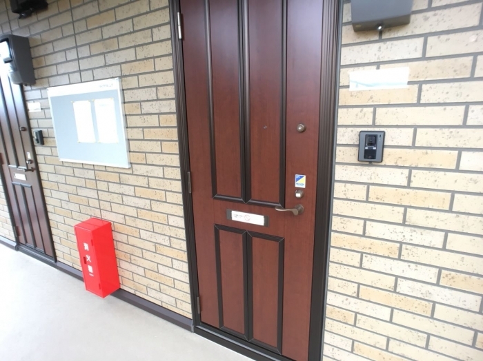 19/26 エントランス