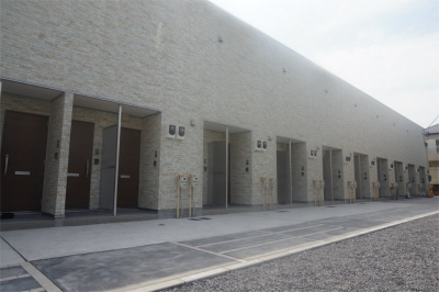 23/30 エントランス