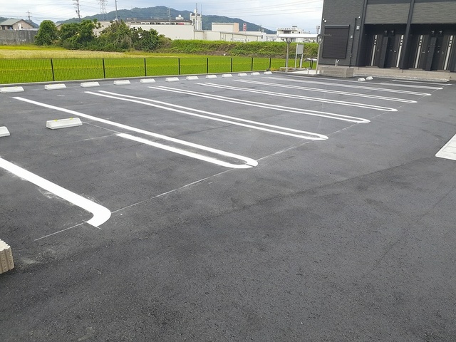14/20 駐車場