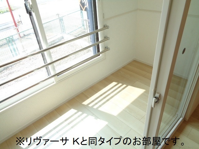13/20 バルコニー