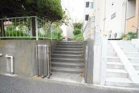 16/16 エントランス