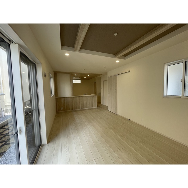 16/23 バルコニー