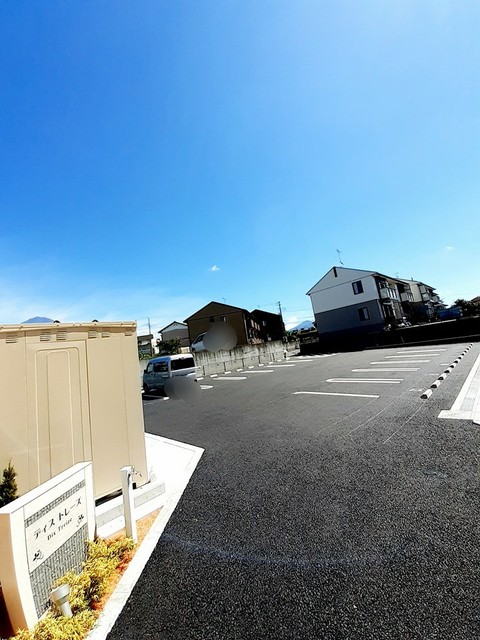 2/8 駐車場