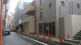 2/2 エントランス