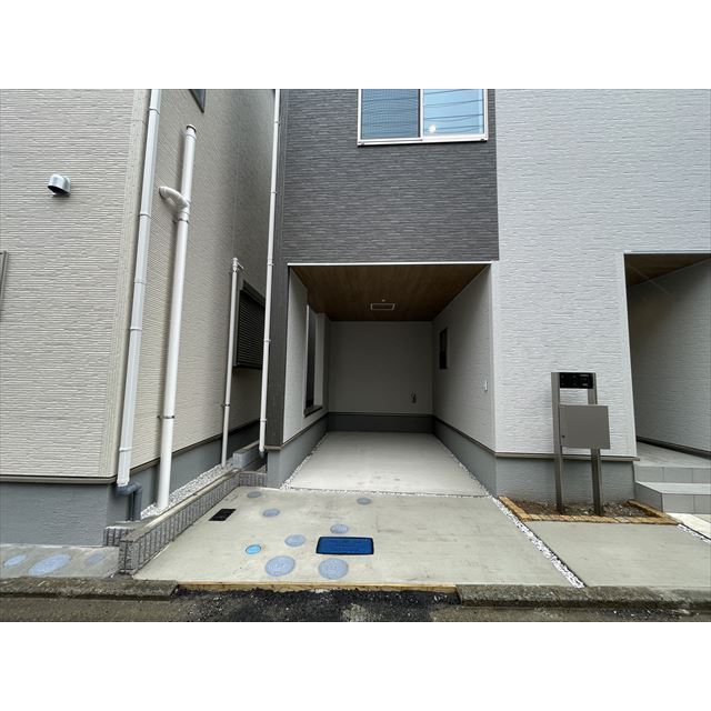 2/3 駐車場