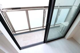 15/18 バルコニー