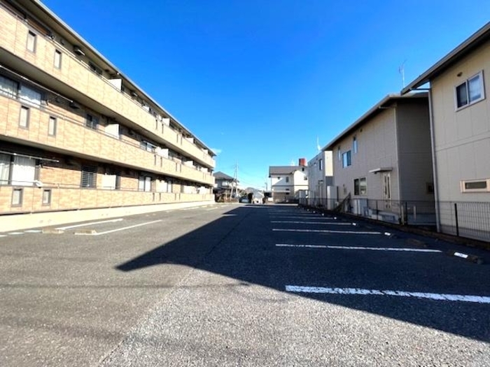 3/10 駐車場