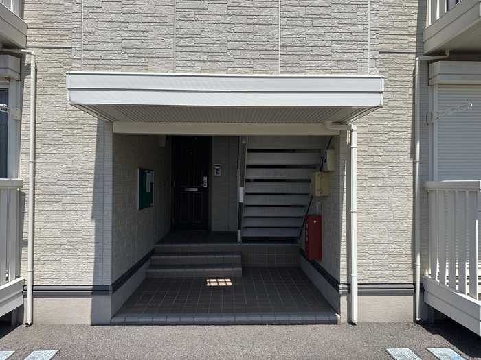 2/5 エントランス