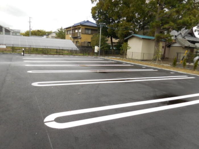 2/2 駐車場