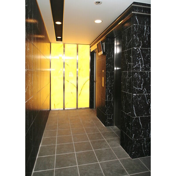 3/3 エントランス