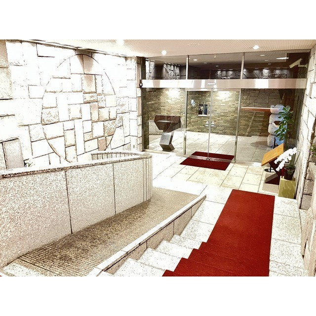 4/5 エントランス