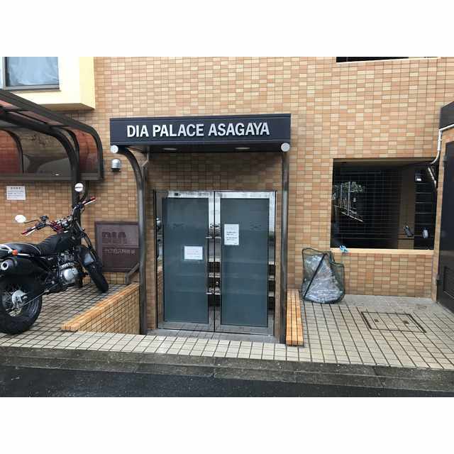 3/4 エントランス