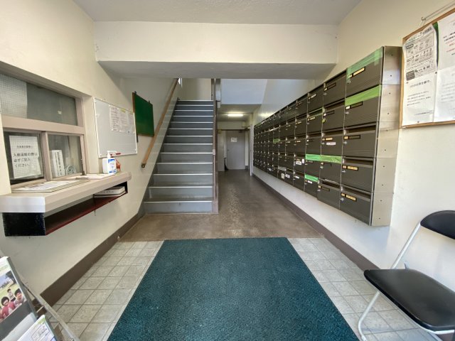 17/22 エントランス