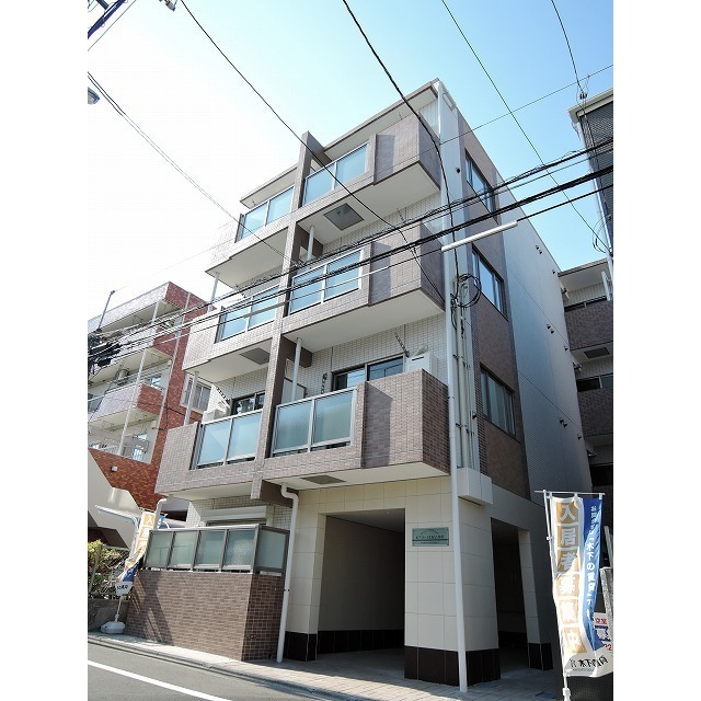 14/20 エントランス