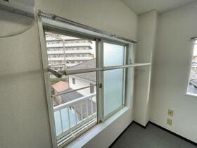 13/16 バルコニー