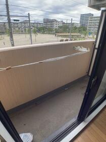 13/16 バルコニー