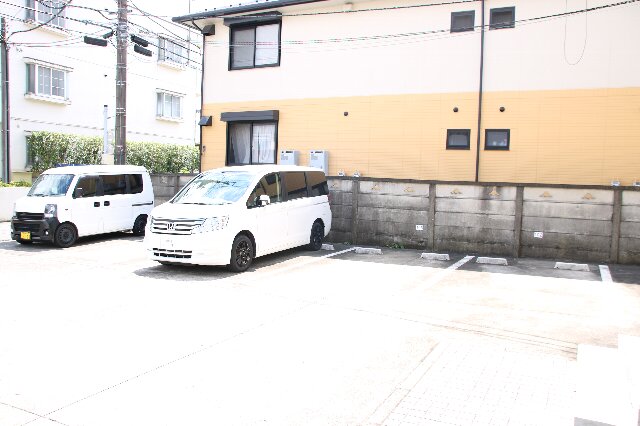 21/27 駐車場
