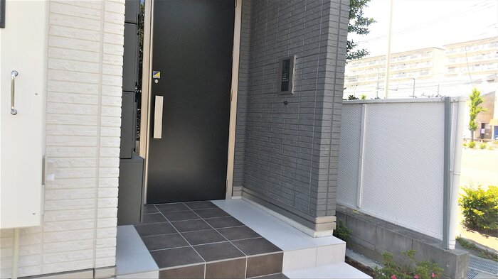 2/3 エントランス