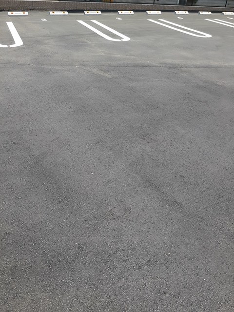 14/20 駐車場