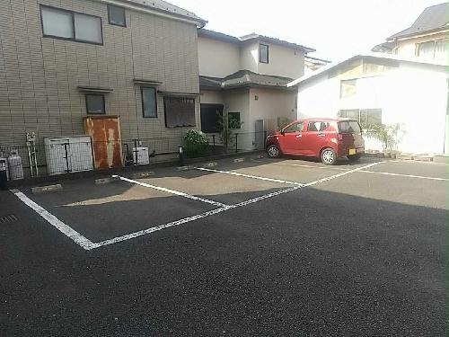 2/2 駐車場