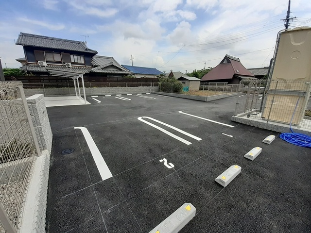 14/20 駐車場