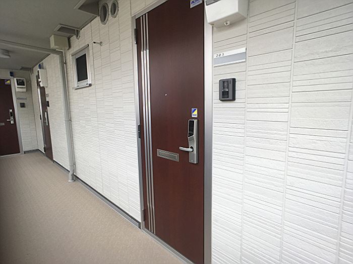 19/26 エントランス