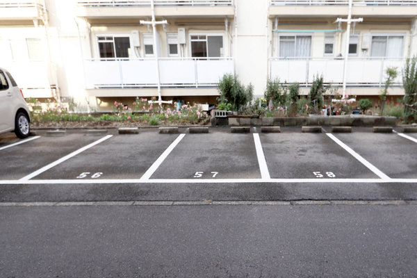 16/24 駐車場