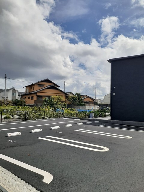 14/20 駐車場
