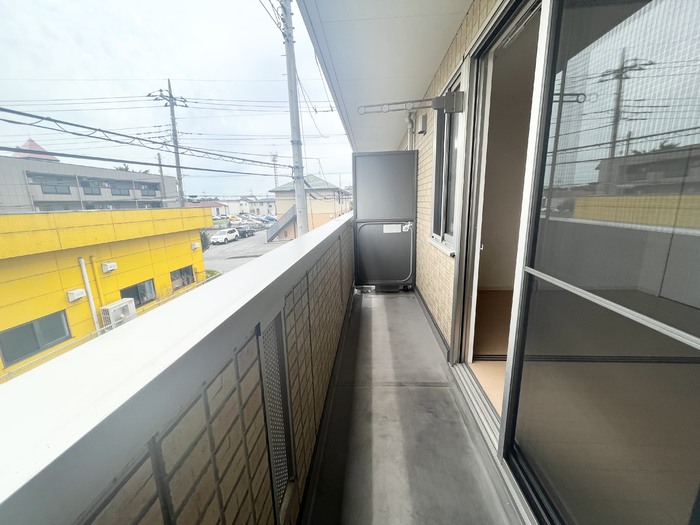 18/28 バルコニー