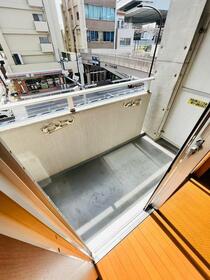 14/16 バルコニー