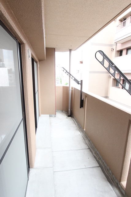 13/22 バルコニー