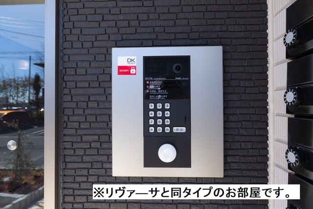 15/25 エントランス