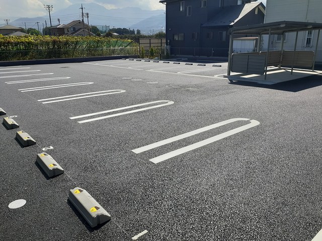 14/20 駐車場