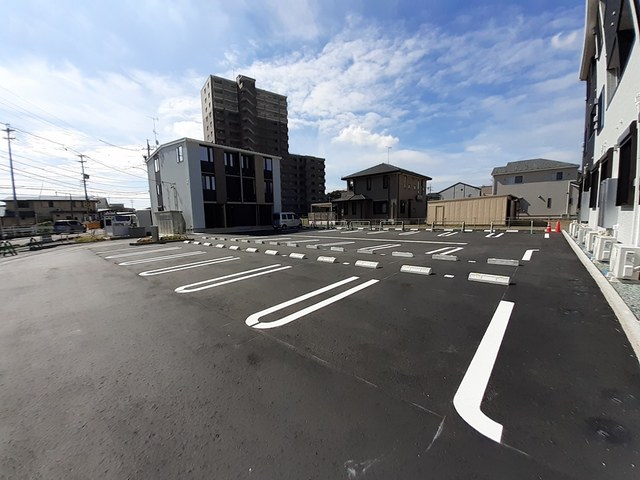 14/20 駐車場