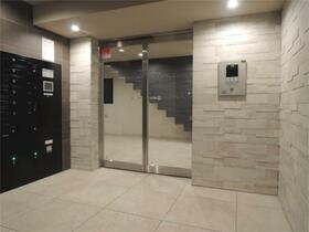 16/22 エントランス