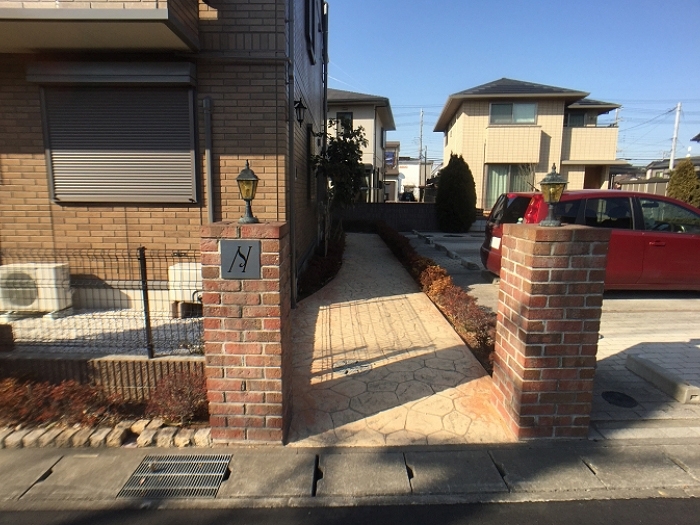 16/17 エントランス