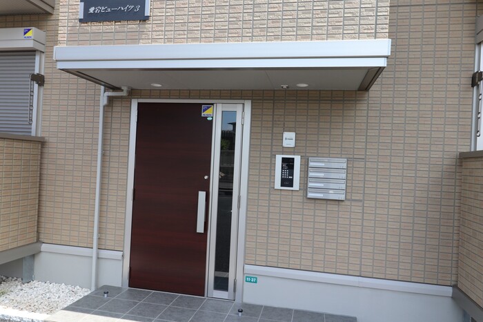 17/27 エントランス