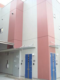 21/30 エントランス