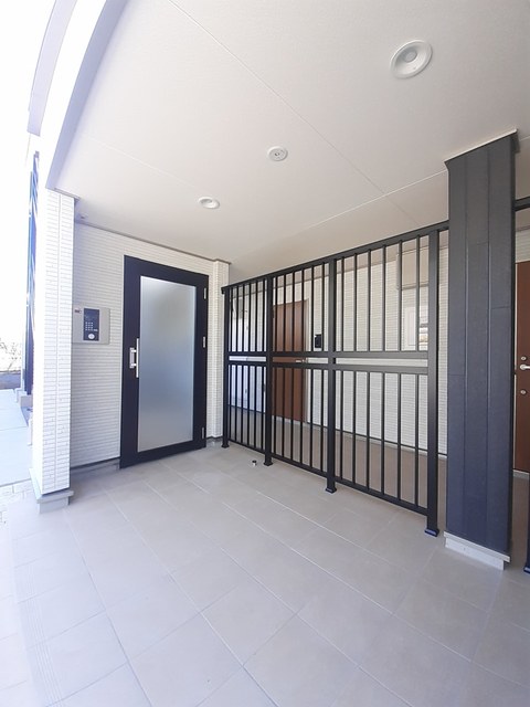 14/20 エントランス