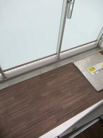 14/16 バルコニー